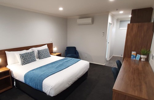 Stratford Hotel | Antonio Mews Motel