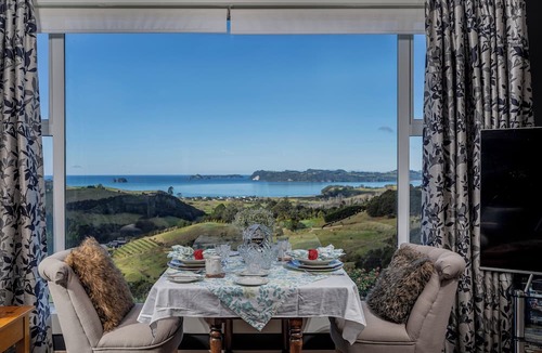 Whitianga House | Bayview Valley Lodge