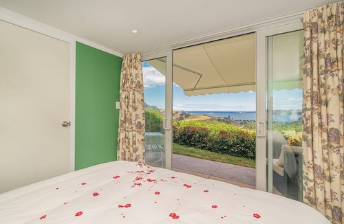 Whitianga House | Bayview Valley Lodge