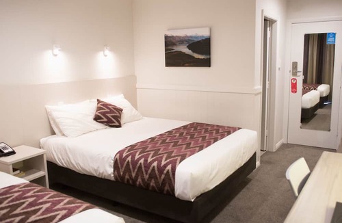 Wanaka Hotel | Wanaka Hotel