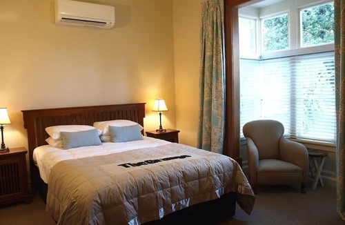 Christchurch City Centre Bed & Breakfast | The Grange Boutique B & B