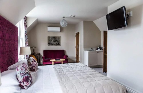 Christchurch City Centre Bed & Breakfast | The Grange Boutique B & B