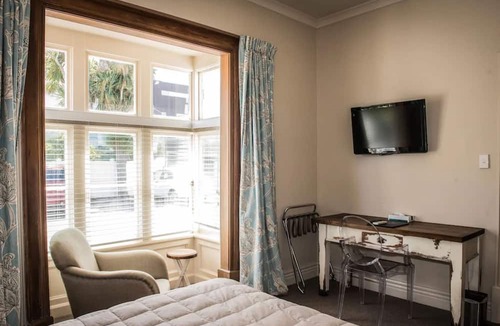 Christchurch City Centre Bed & Breakfast | The Grange Boutique B & B