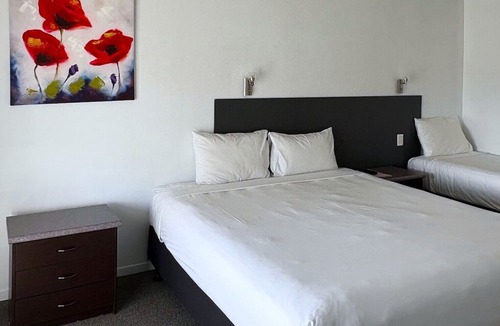 Fenton Street Hotel | Devonwood Motel