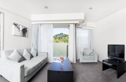 Grey Lynn Hotel | Quest Ponsonby