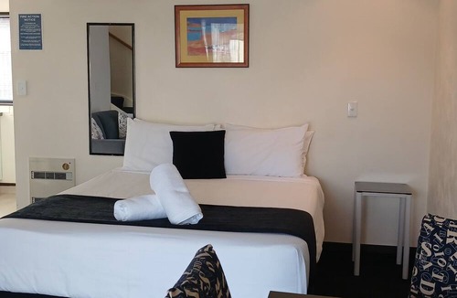 Napier Hotel | Palm City Motor Inn