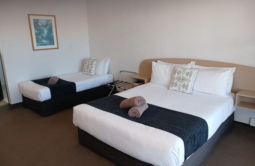 Napier Hotel | Palm City Motor Inn