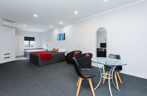 Palmerston North Hotel | Aubyn Court Spa Motel