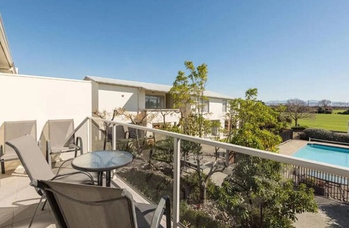 Richmond Hotel | Parkside Motel