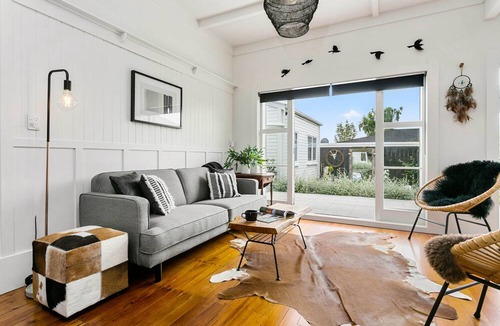 Cambridge Villa | The White House, 2 bathrooms, walk to town.