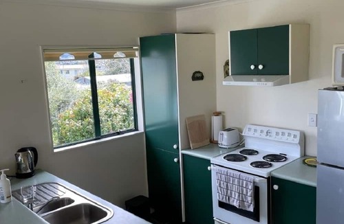 Waipahihi House | Comfortable Taupo Bach