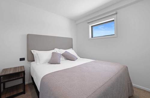 Riccarton Hotel | Golden Hotel