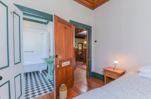 Clyde Hotel | Dunstan House