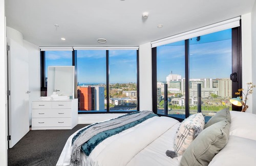 Grafton Apartment | Oceania City Fringe w Views-Free Parking