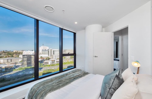 Grafton Apartment | Oceania City Fringe w Views-Free Parking