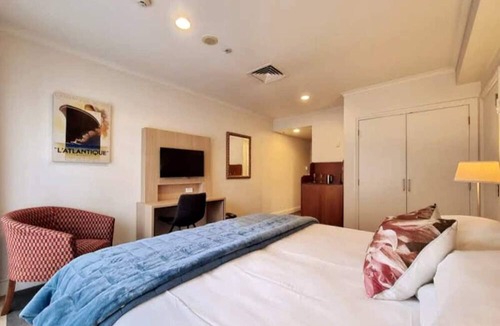 Grey Lynn Apartment | Chic CBD Studio-Aircon-Wifi -Heated Pool