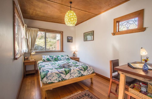 Gladstone House | Secluded Sanctuary near Wanaka, Mtn Setting, Stunning Views