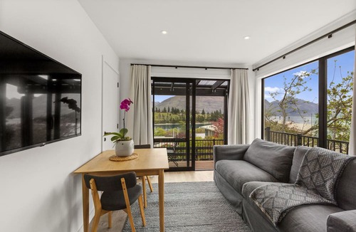 Queenstown Cabin | Stay of Queenstown