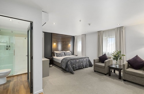 Lower Hutt Hotel | Boulcott Lodge