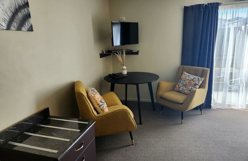 Palmerston North Hotel | BKs Premier Motel Palmerston North