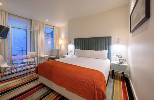 Auckland Central Business District Hotel | Hotel DeBrett