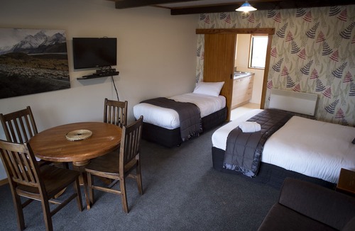 Glentanner Cabin | Glentanner Park Centre