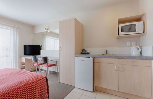 Ohinemutu Hotel | Bella Vista Motel Rotorua