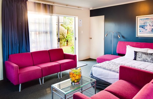 Taradale Hotel | ASURE Colonial Lodge Motel