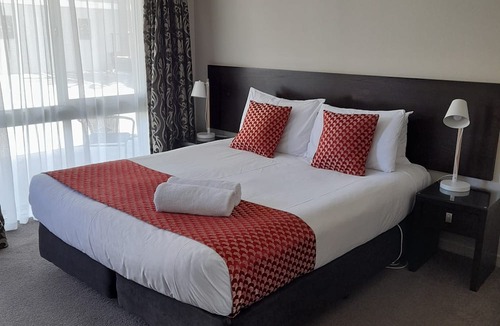 Dunedin City Centre Hotel | Dunedin Palms Motel