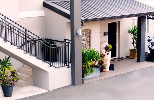 Dunedin City Centre Hotel | Dunedin Palms Motel