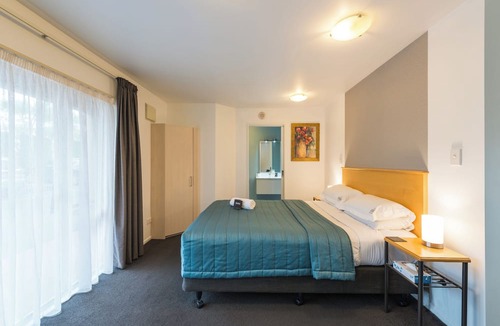 Riccarton Hotel | Roma on Riccarton Motel