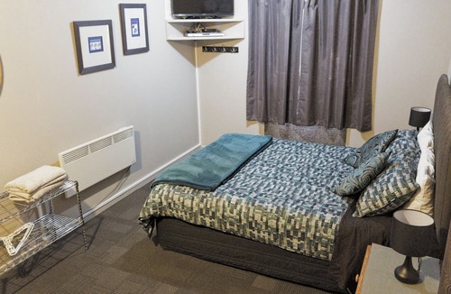 Albert Town Hostel | Zula Lodge and Backpackers