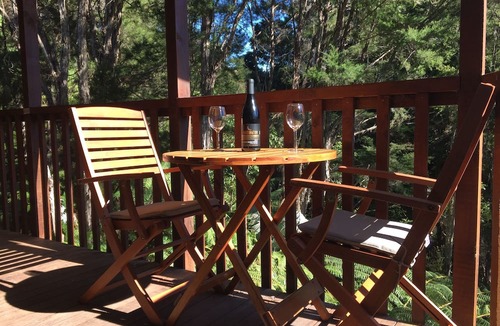 Kaiteriteri Hostel | Kanuka Ridge Lodge and Backpackers
