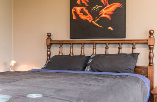 Rolleston House | Large master bedroom with en-suite and bath in our Private House