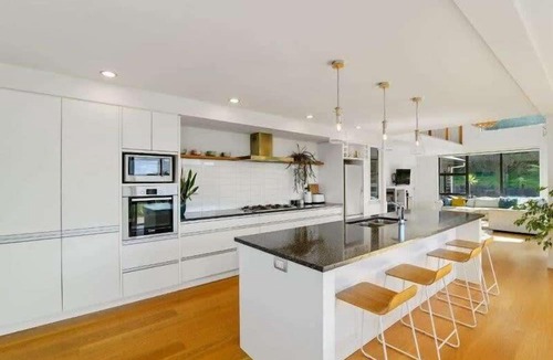 Lake Tarawera House | Tarawera Views Summar