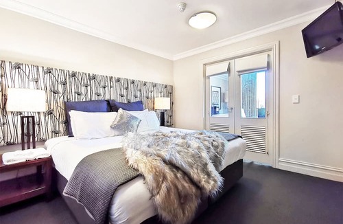 Queenstown Apartment | The Beacon - 2 Bedroom Luxe Apartment