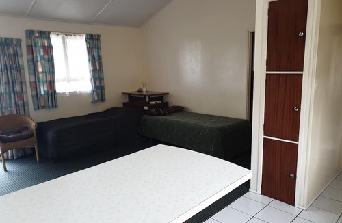 Foxton Hotel | Castletown Motel