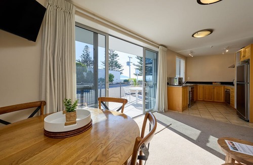 Kaikoura Hotel | Kaikoura Waterfront Apartments