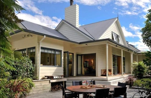 Turangi Bed & Breakfast | Olive Rabbit - Boutique Bed & Breakfast