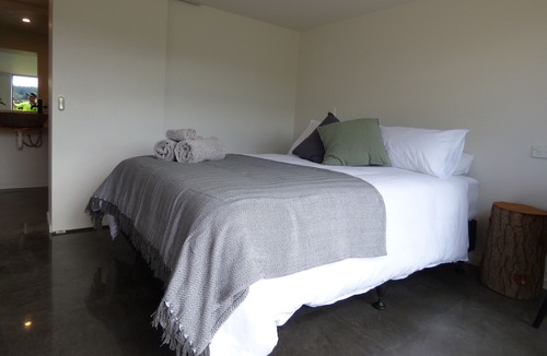 Kaiteriteri Bed & Breakfast | Kaiteriteri Abel Tasman Inlet Views
