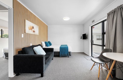 Orewa Hotel | Summer Inn Motel