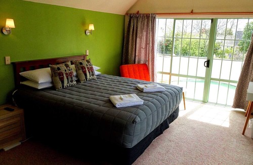 Fenton Street Hotel | Rotorua Coachman SPA Motel