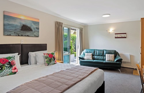 Christchurch City Centre Hotel | Colombo in the City