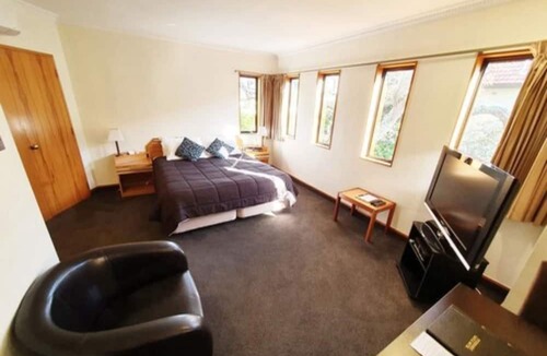 Palmerston North Hotel | Fitzherbert Castle Motel