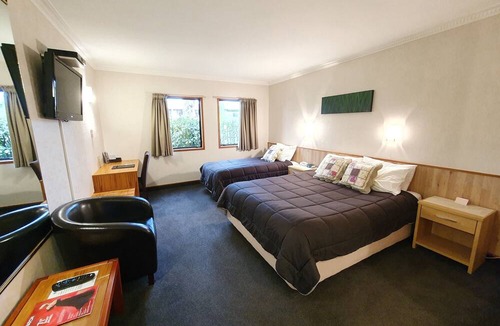 Palmerston North Hotel | Fitzherbert Castle Motel