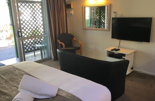 Kerikeri Hotel | Colonial House Motel