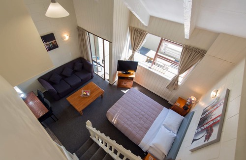 Howick Hotel | Howick Motor Lodge