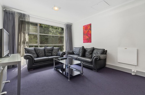 Porirua Hotel | Amethyst Court Motorlodge