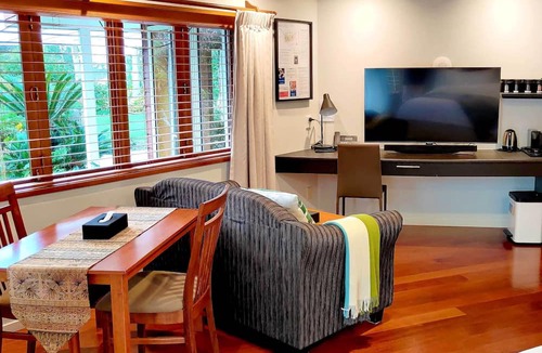 Kerikeri Cabin | Moon Gate Villa