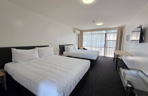 Ahuriri Hotel | Bluewater Hotel